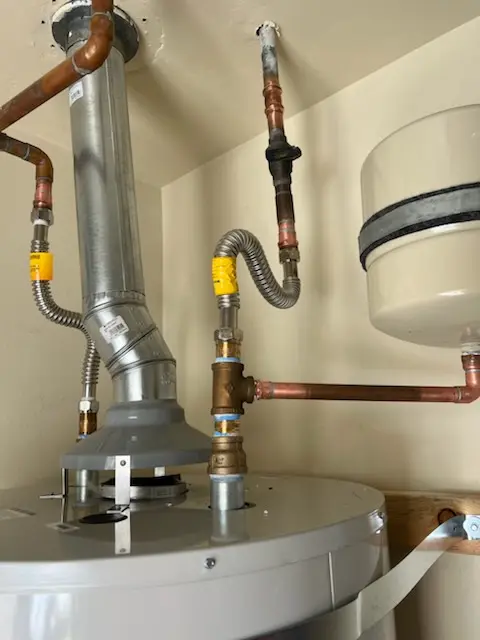Water heater installation and plumbing repair in Hunters Trace